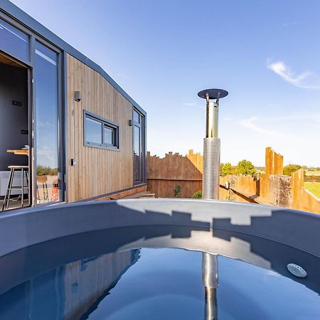 Les Tiny Du Pre Mathy - Logements Insolites Avec Jacuzzi A Profondeville Exterior foto